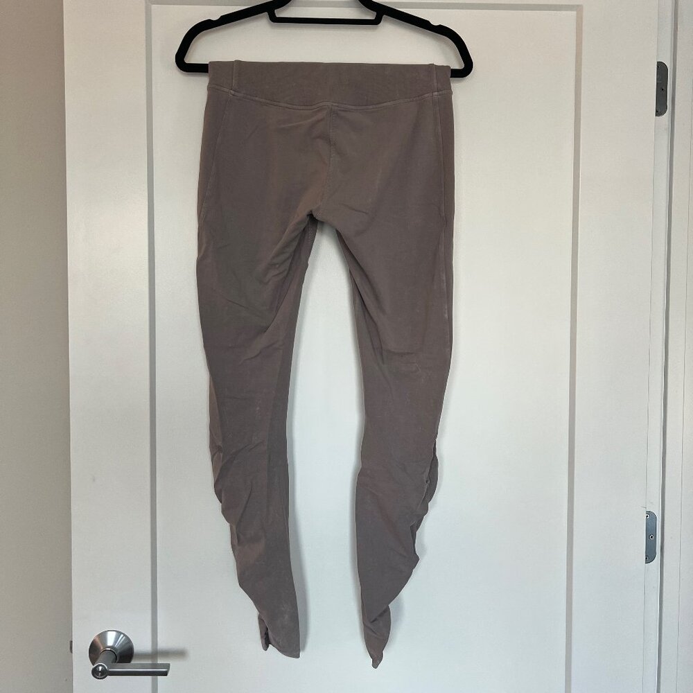 lululemon athletica mauve leggings